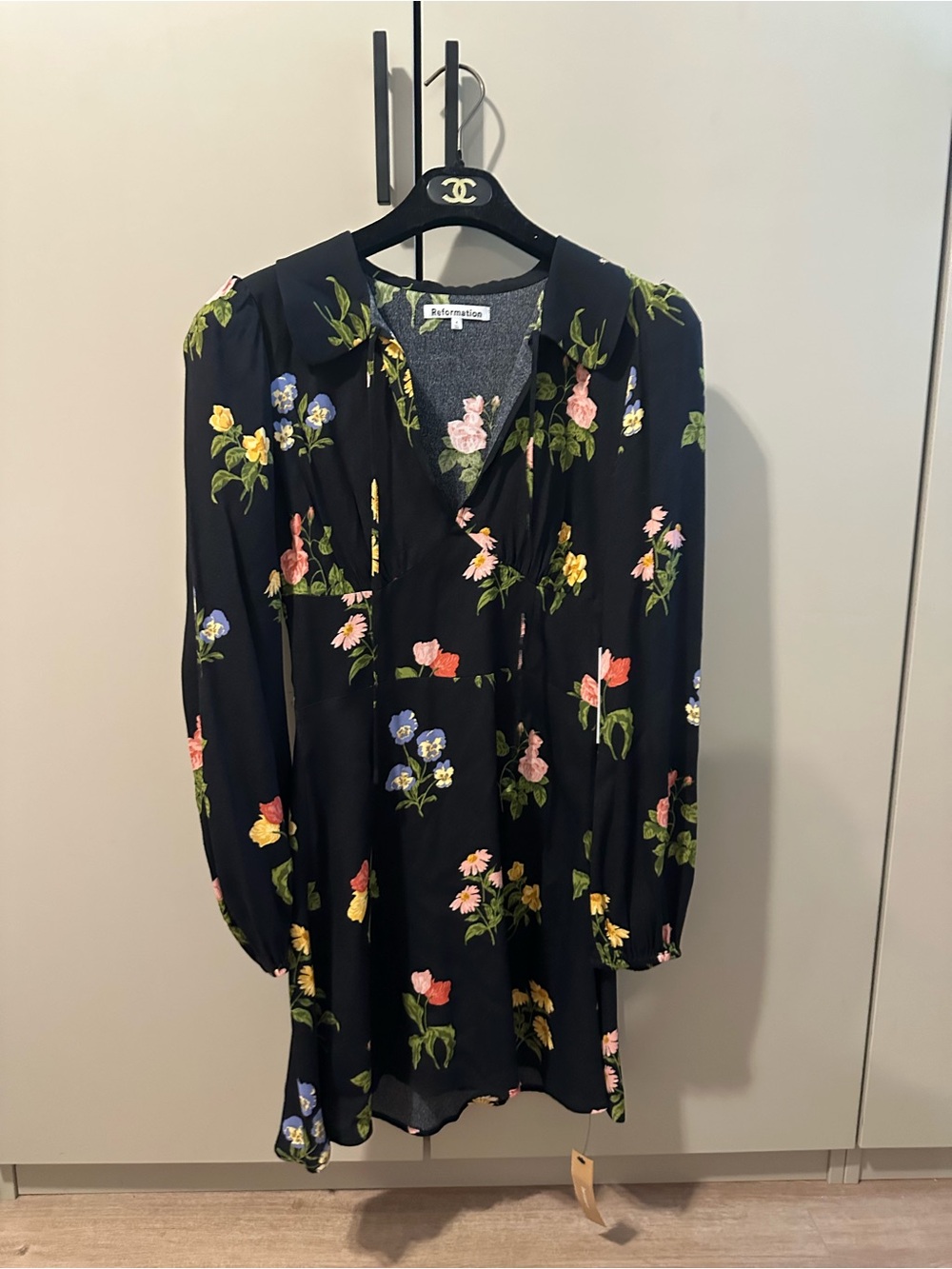 Reformation Will Black Floral Night Bloom Long-Sleeve Mini Dress Size 4 - Picture 6 of 12